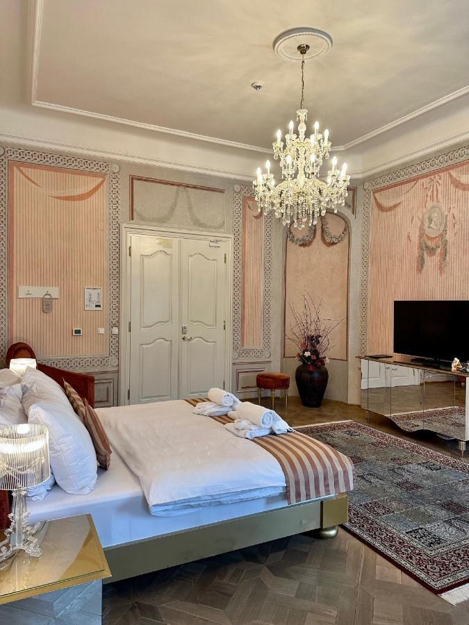 Art Hotel Kastiel Tomášov Екстериор снимка